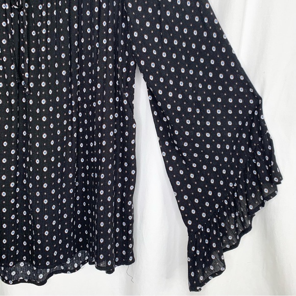 CASLON Womens Peasant Blouse Plus Size S Crochet Lace Inserts Black White Blue - Picture 2 of 8